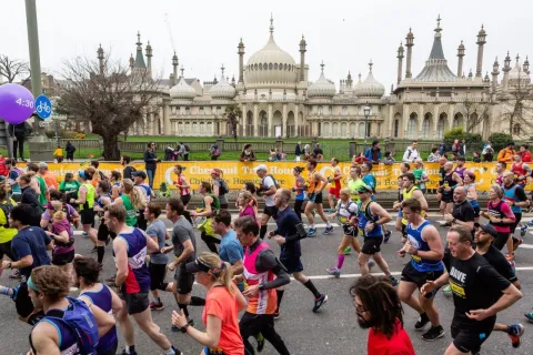 Runners going past the Royal Pavilion